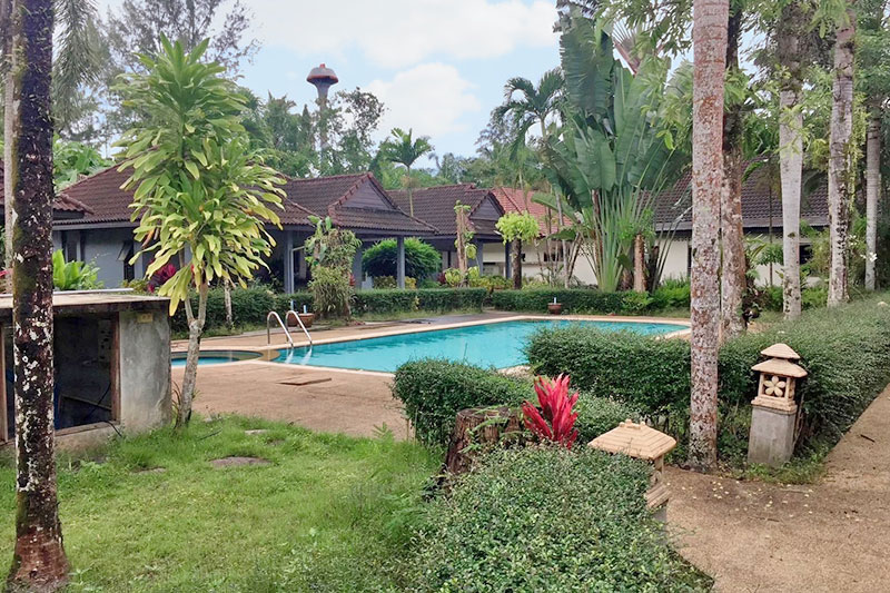 Bungalow Pool View